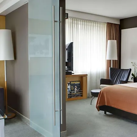 Steigenberger Airport Amsterdam Hotel