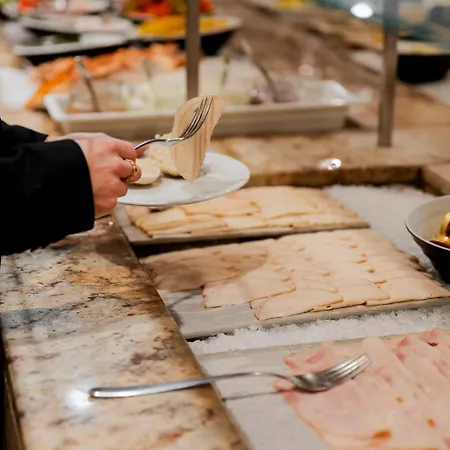 Steigenberger Airport Amsterdam Hotel 4*