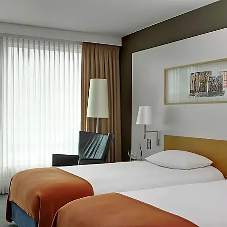 Steigenberger Airport Amsterdam 4* Amsterdam Airport Schiphol