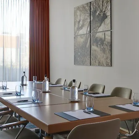 Steigenberger Airport Amsterdam 4* Amsterdam Airport Schiphol